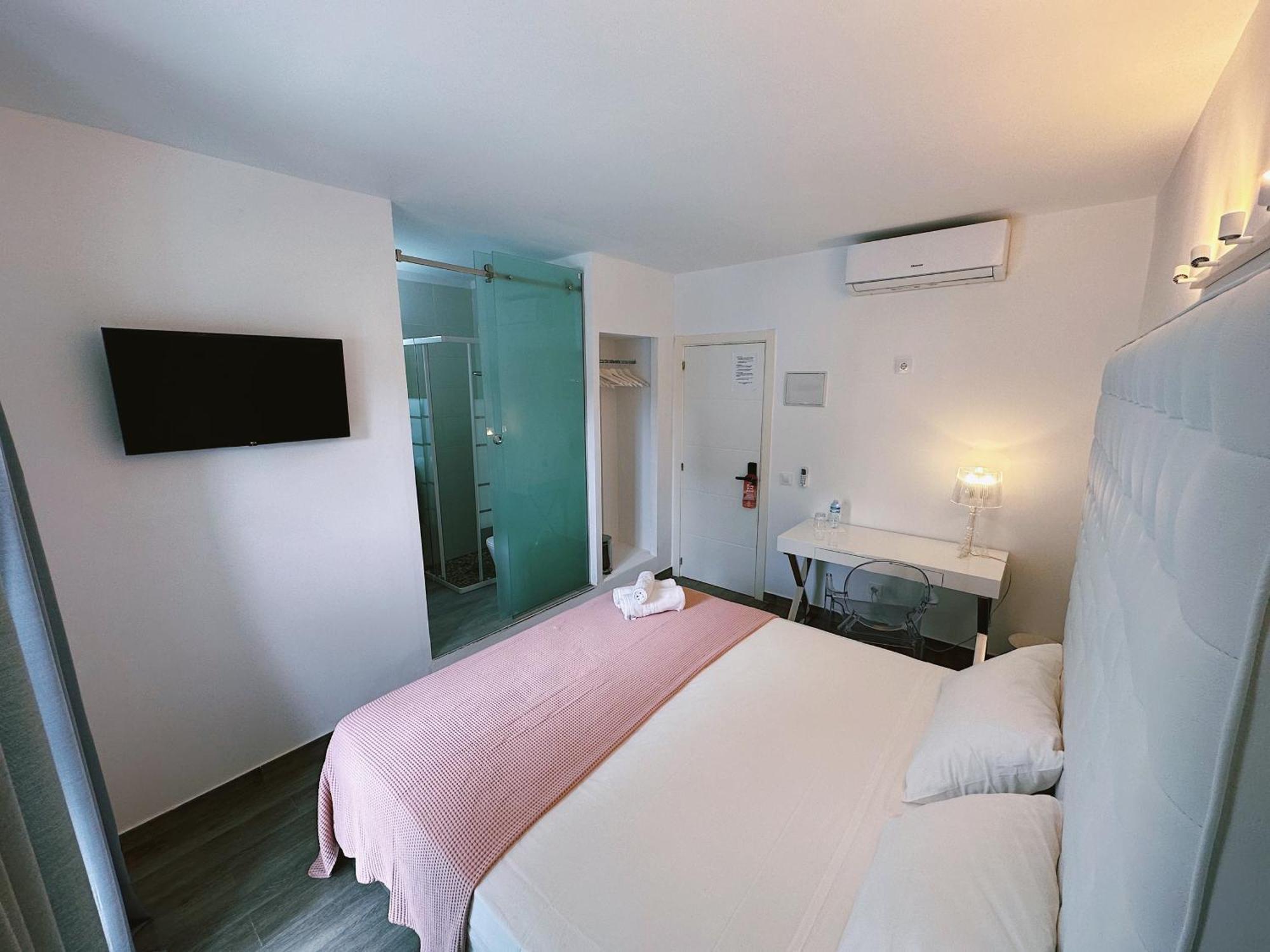 Bhc Boutique Hostal Cala Millor กาลามิยอร์ ภายนอก รูปภาพ